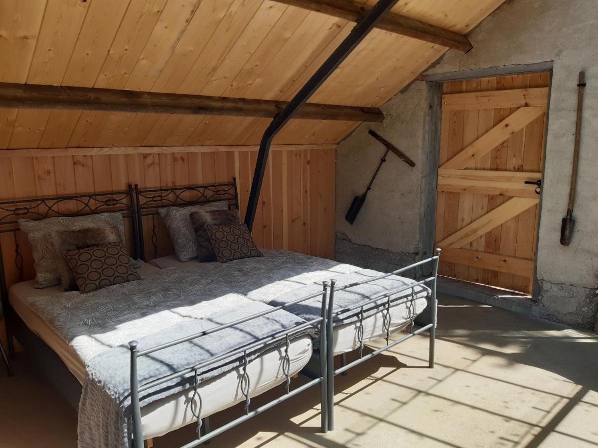 Natuurslaapkamer De Zaadeest Boskamer Lomm Экстерьер фото